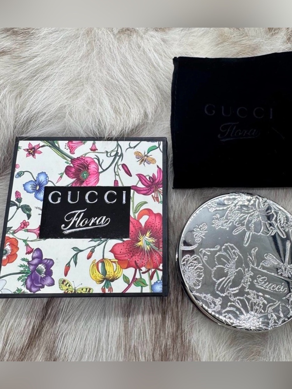 Gucci Flora Silver Floral Compact Mirror - Silver